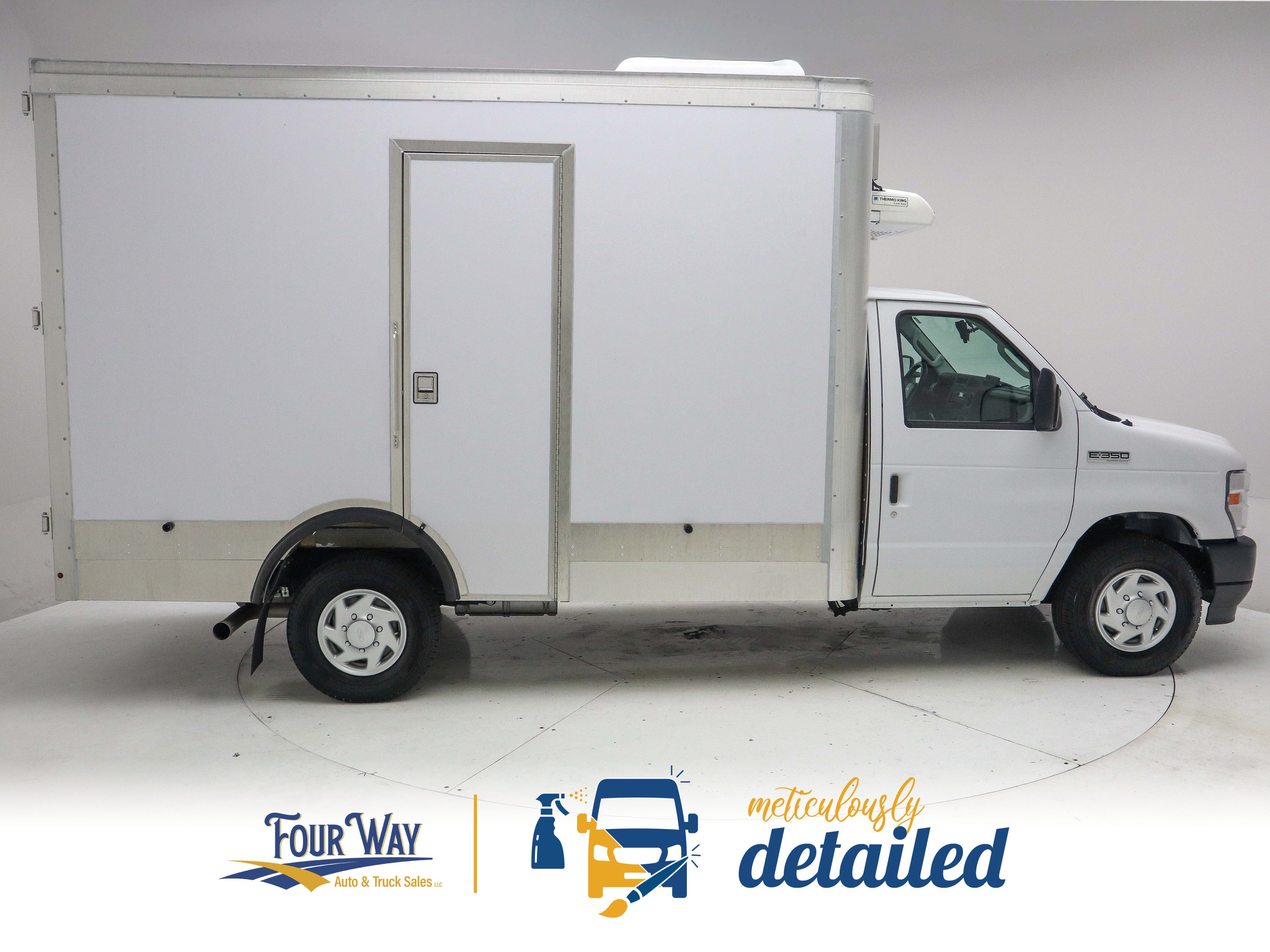ford e-series cutaway 2023 1FDWE3FK3PDD32020 image ford e-series cutaway 2023 1FDWE3FK3PDD32020 image
